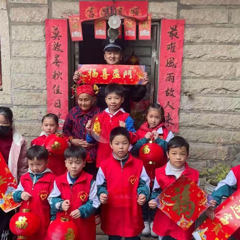 【文明实践】泉州师范学院附属小学2021级一年⑤班开展“送温暖•献爱心”——附小娃志愿服务活动