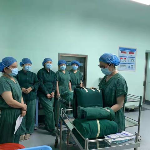【襄垣县人民医院】手术室进行了《铺置无菌器械台》护理技术操作培训及考核