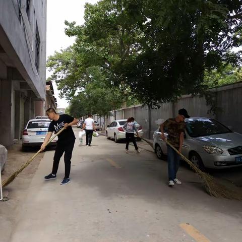 区残联开展第六十二个“路长制”活动