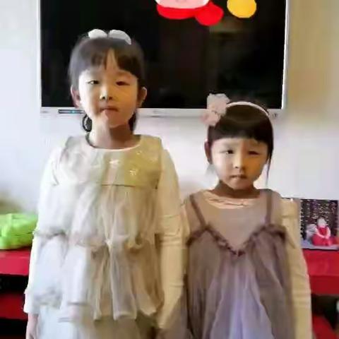 一10小豆丁，给大家拜年啦