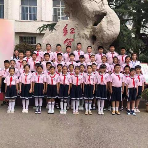 四年级再见，五年级我们来了❤️🏃🏃🏃🏃👭👭