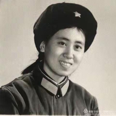 斗生利用美篇收藏老同学着军装单人照片，便于提取，20230126
