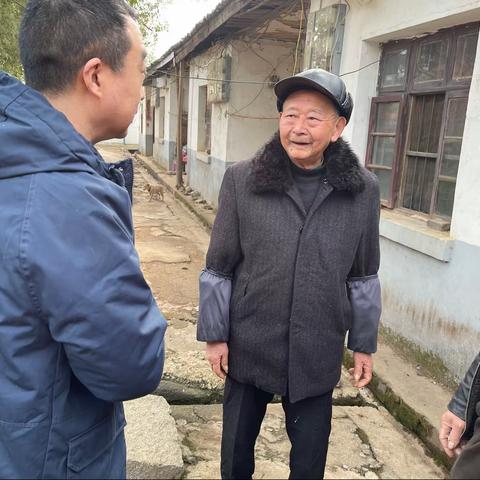 走访慰问暖民心，关怀帮扶聚党心——门诊党支部1月主题党日活动