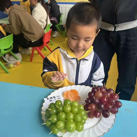 华辰幼儿园小一班本周总结