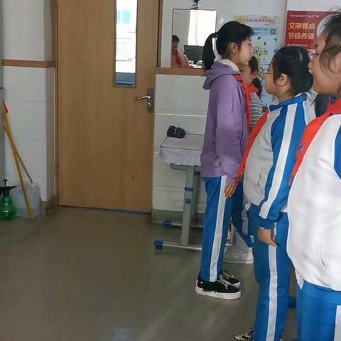 学习全会，红领巾先行