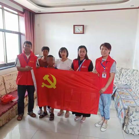 “伸出一双手，温暖一颗心”临汾市义工联合会看望特殊儿童