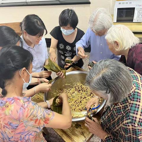 粽叶飘香，情暖端午-玲珑元墅颐养院组织开展端午节日活动