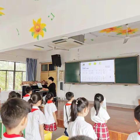 教学提升在路上  反思收获在心中——记光南小学音乐学科第一次集体研课活动