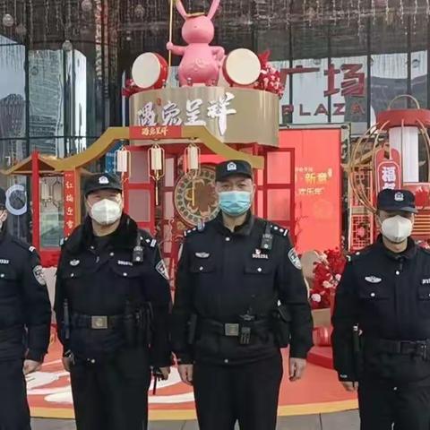 中山所民警除夕救助走失老人