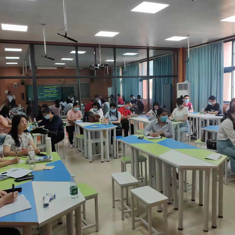 课堂绽精彩，教研促成长——斗门区信息技术2.0初中化学科课例展示及中考复习备考专题讲座