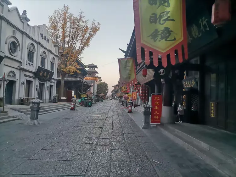 漫步许昌曹魏古城步行街,领略三国文化和传统文化