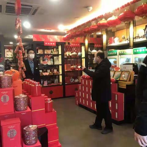 综合执法支队碑林大队对辖区商户进行疫情防控执法检查