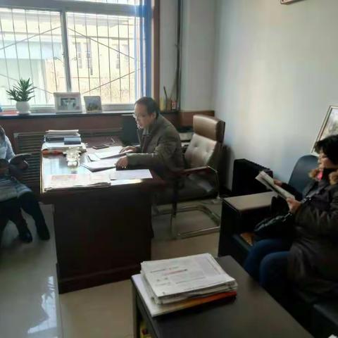 市文联传达学习市委六届四次全会精神