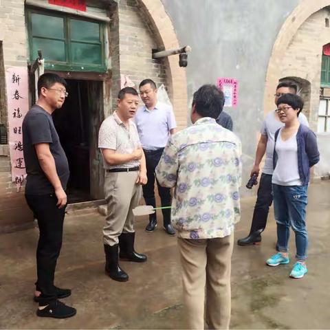 副市长李明在申家村检查扶贫及防汛工作