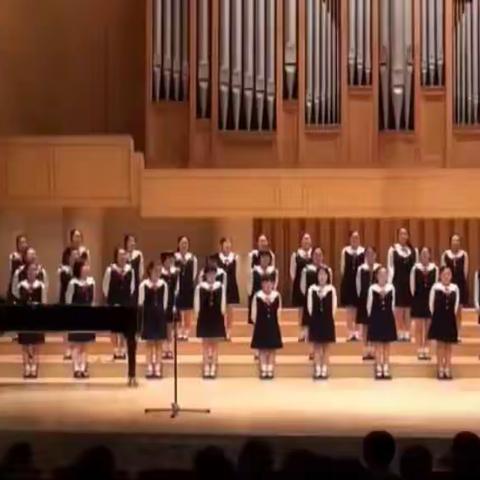 《铃儿响叮当的变迁》合唱