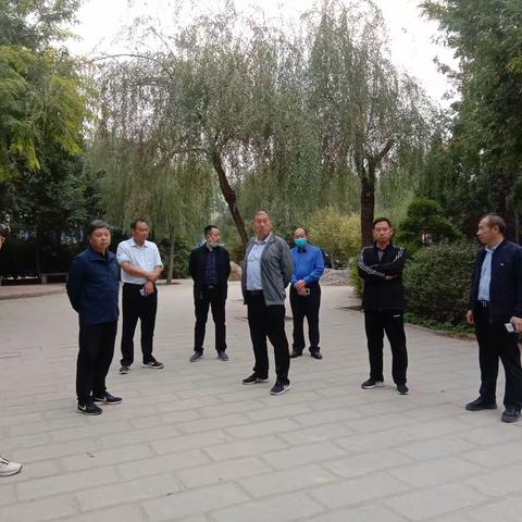 浚县县委副书记王涛调研淇河书屋建设工作
