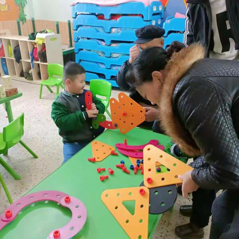 亿童扭扭建构，给孩子一个精彩的人生！