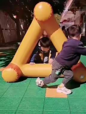 小清华双语幼儿园中二班日常生活