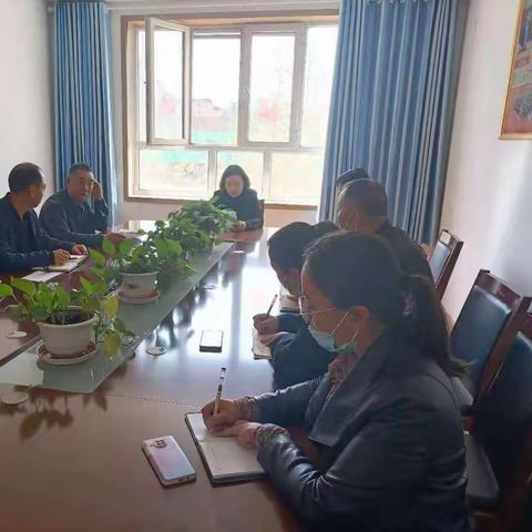 新疆分公司李芳副总经理及喀什分邰总一行莅临麦盖提县指导工作简报