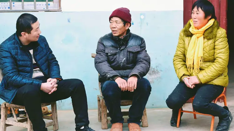 朱冬冬：一位“绣花书记”的为民情怀