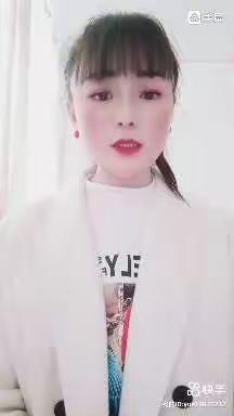 亲爱的大朋友小朋友们，汪沟镇中心幼儿园线上课堂开课啦！我是潘老师，今天由我陪大家走进汪幼第一课！