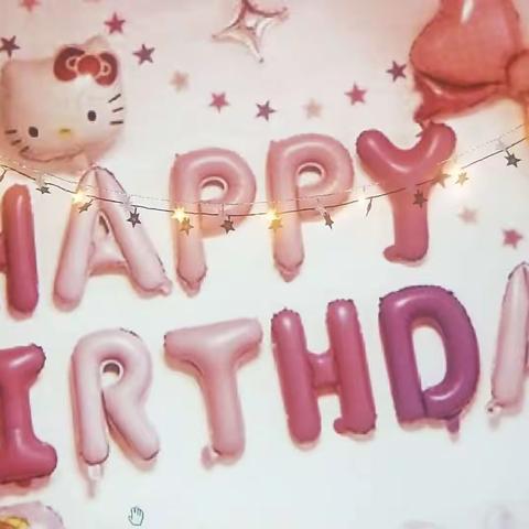 慧聪幼儿园10月份生日宝贝留影