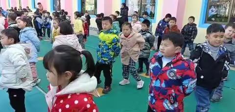 清华园幼儿园小中班一周美篇