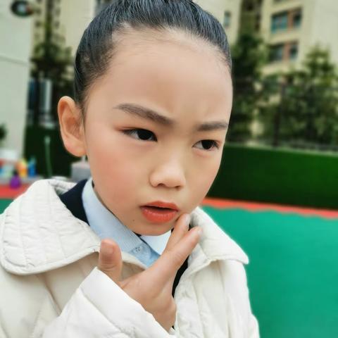 丽雅小学二（8）班袁好