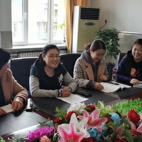 分类施策 分层推进教师提升工程之徐晓晶团队互听互评活动报道