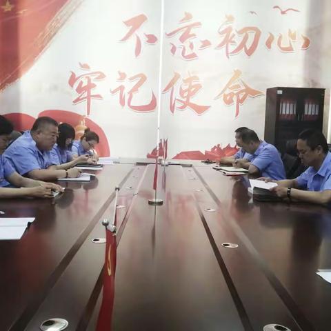 物流中心全力做好防汛工作，筑牢汛期安全防线