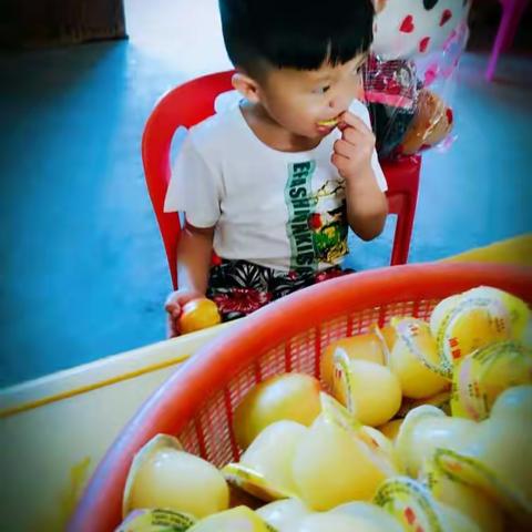祝梁家诚宝贝生日快乐