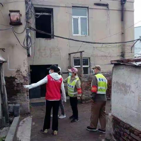 凯旋街道凯旋路社区组织开展疫情排查志愿者巡逻活动