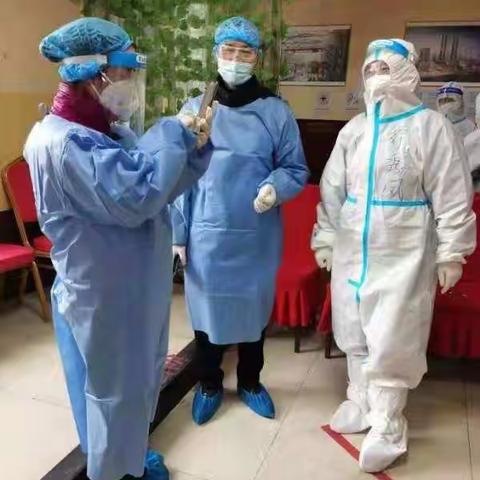 夜以继日抗疫情 迎难而上显担当，坚守全员核酸检测第一线的纪工委书记