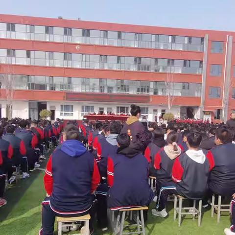 攻城不怕坚 教育莫畏难——高一年级严抓管理促教学