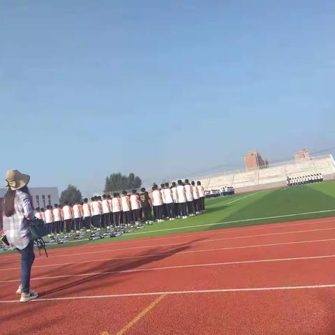 激扬青春 精彩军训