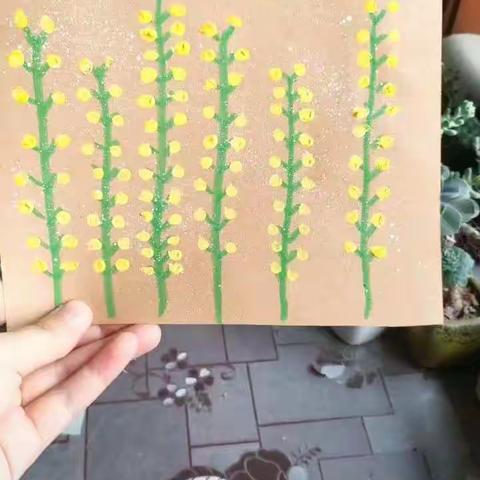 合肥滨湖时光幼儿园延长假期“空中课堂”第49期——美术🎨《漂亮的油菜花》