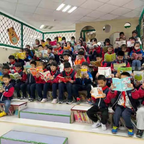 丹阳市新区实小三（20）班第六次线上读书会《过度教育正在伤害我们的孩子》