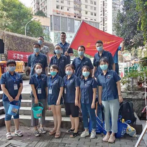 灾后恢复  党员冲锋在前