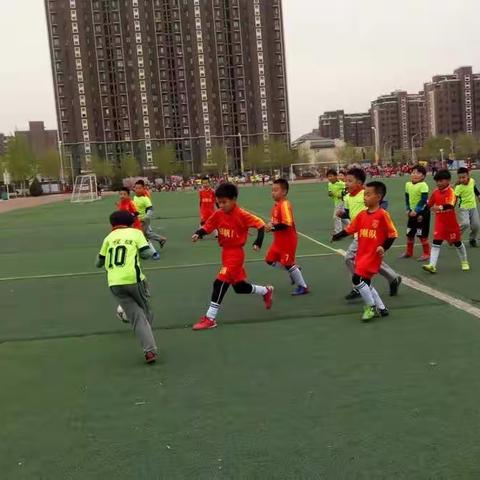 二（5）班足球⚽️比赛