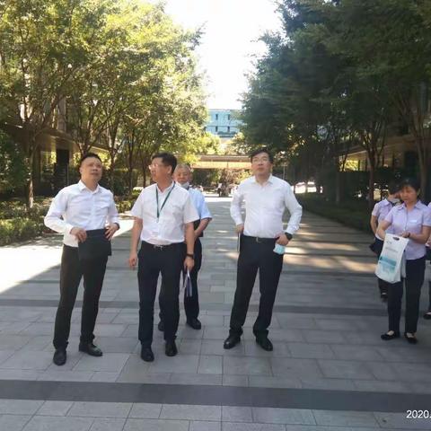 在交流中学习 在学习中成长