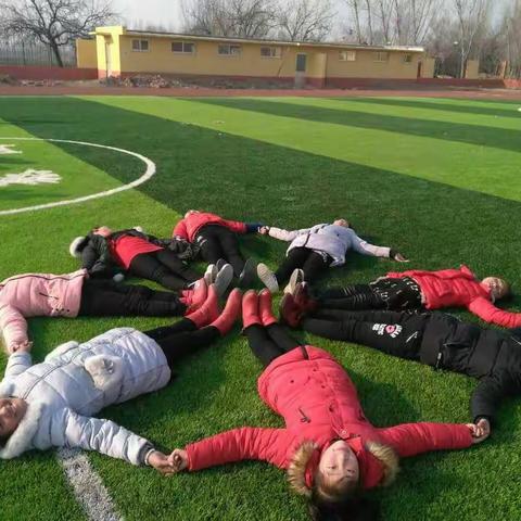 孔镇希望小学新学期安全教育培训及全体教师工作会议