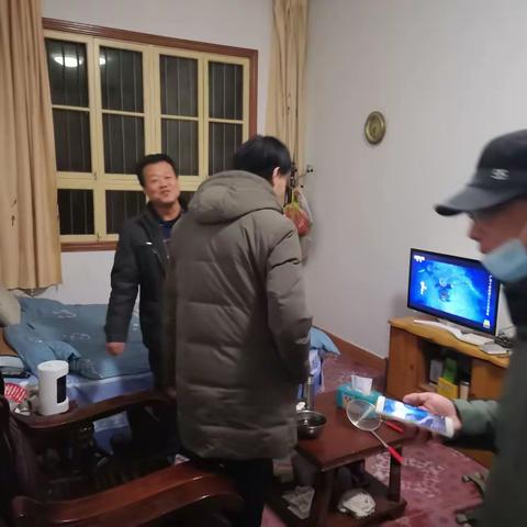 机关事务服务中心领导带队入村开展散煤、生物质禁烧专项检查工作