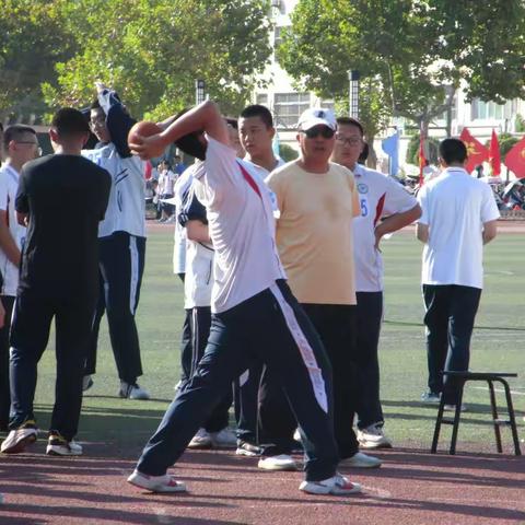 20级15班体育节