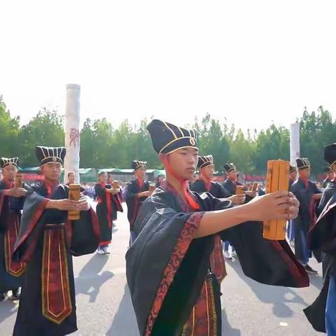 师道尊严，书香校园——记禹城市综合高中2020庚子年祭孔仪式暨书香校园启动仪式