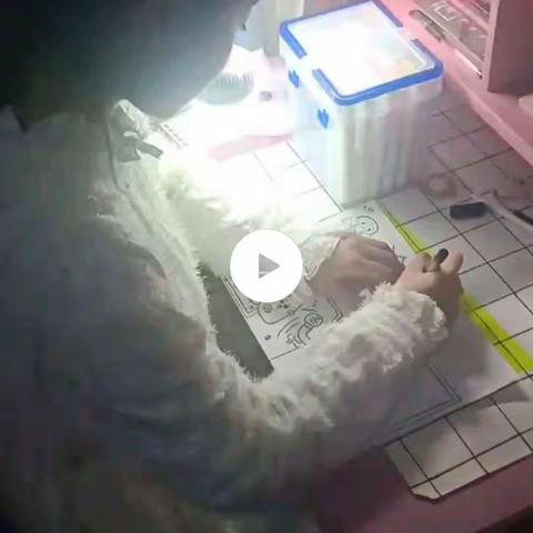 抗击病毒   致敬英雄
