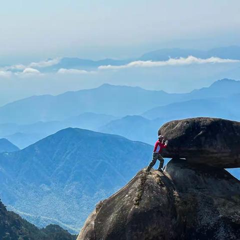 行走在山巅----饶南仙子五府岗