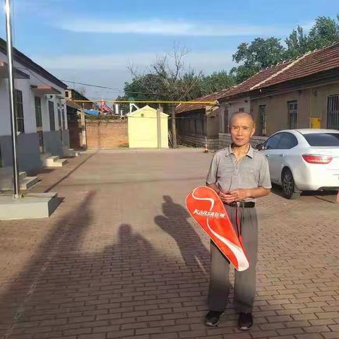 鼎力社区退役军人共庆八一文体活动