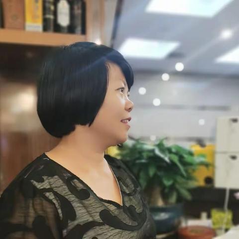 香埠人物 | 记海鲜一姐 珠海金沙湾食坊掌门人— — 张海清