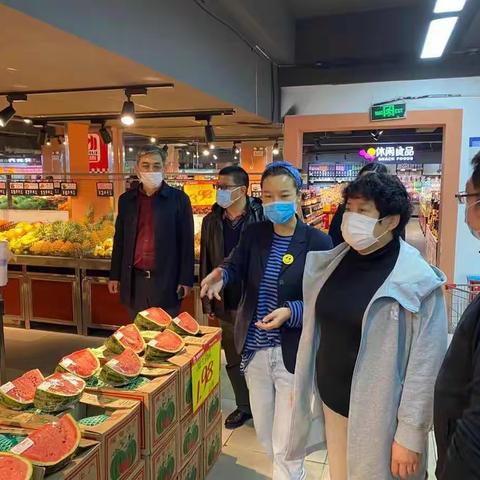 杨东红检查前节市场供应情况