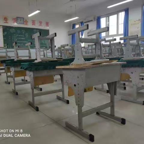 南房小学～一年级二班～垃圾分类。